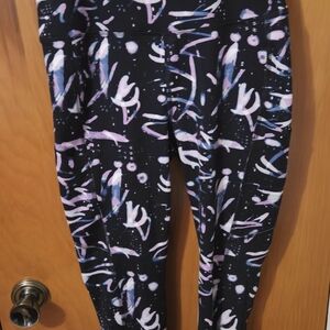 ZELOS Black and Purple Patterned Leggings